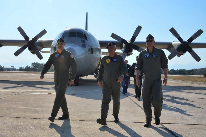 Ο Αρχηγός ΓΓΕΘΑ και ο Αρχηγός ΓΕΑ φτάνουν στην 116 Πτέρυγα Μάχης του Αράξου.