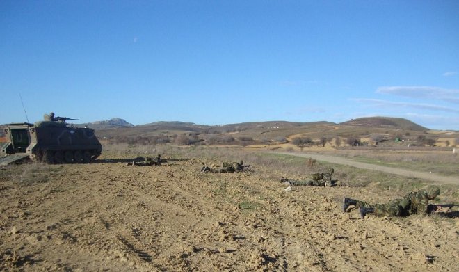 Τα αντικείμενα της εκπαίδευσης περιελάμβαναν Τακτικές Ασκήσεις Μετά Στρατευμάτων (ΤΑΜΣ) μικρών κλιμακίων επιπέδου Διμοιρίας – Ουλαμού καθώς και πραγματοποίηση βολών ατομικού και ομαδικού οπλισμού, πολυβόλων και αντιαρματικών όπλων.