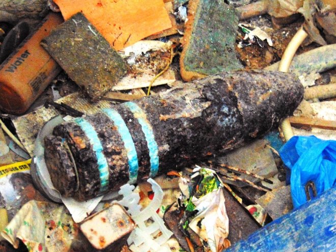 12-8-2014 Καταστροφή Βλήματος 100 χιλ. Ναυτικού σε οπλισμένη κατάσταση στη ν. Ίο.