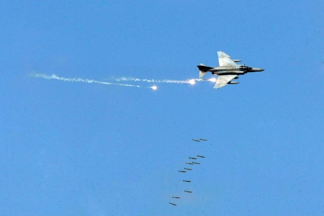 Η εντυπωσιακή προσβολή των στόχων από τα F-4E Phantom AUP ήταν από τις πιο "δυνατές" στιγμές της άσκησης που ολοκληρώθηκε χθες στον Έβρο!