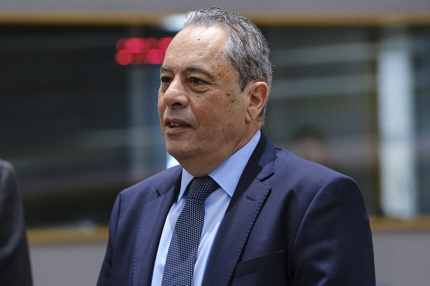 Θα παραστεί, στο Μνημόσυνο Ηρώων ΕΟΚΑ και θα επισκεφθεί Μονάδες των Ενόπλων Δυνάμεων.