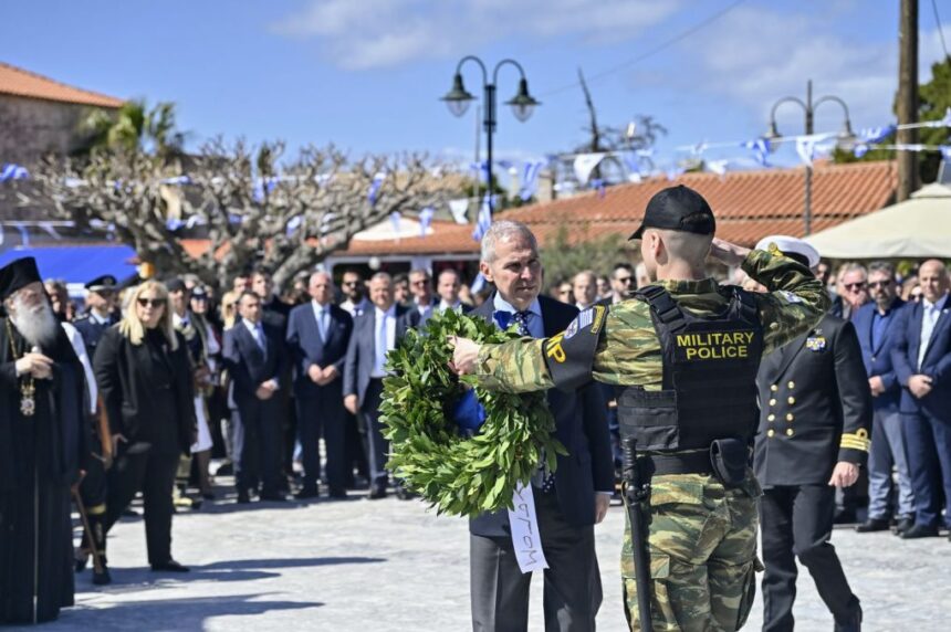 Παρουσία του νέου υφυπουργού Εθνικής Άμυνας Θανάση Δαβάκη και του Αρχηγού ΓΕΕΘΑ, ο δήμος Ανατολικής Μάνης τίμησε την ιστορική επέτειο.