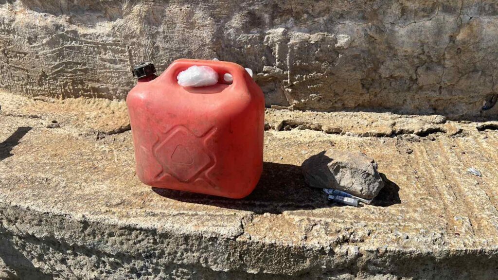 Δεν... ξεκινάει καλά η σεζόν για το πολύπαθο δάσος της Κέρης του δήμου Μαλεβιζίου στο Ηράκλειο Κρήτης.