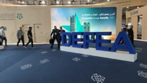 Στη DEFEA 2025 παρουσιάζονται όλες οι καινοτομίες και τεχνολογικές εξελίξεις στους τομείς της άμυνας και της ασφάλειας.