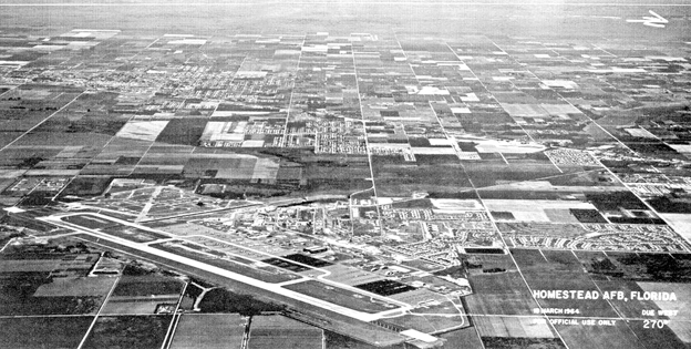 Το ξεχωριστό πρόγραμμα των Ελλήνων χειριστών στα πρότυπα των Eιδικών Eπιχειρησιακών Προγραμμάτων εκπαίδευσης F-4 Phantom της USAF.