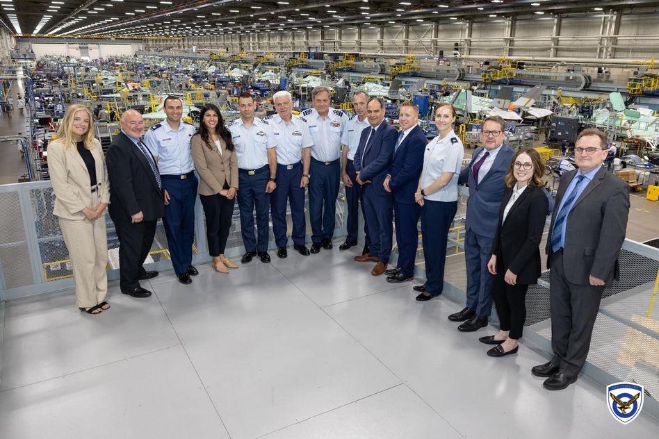 O Αρχηγός ΓΕΑ στις ΗΠΑ - Επισκέφθηκε την Lockheed Martin και την 188th Wing όπου θα εκπαιδευτούν οι Έλληνες πιλότοι και τεχνικοί στο F-35.