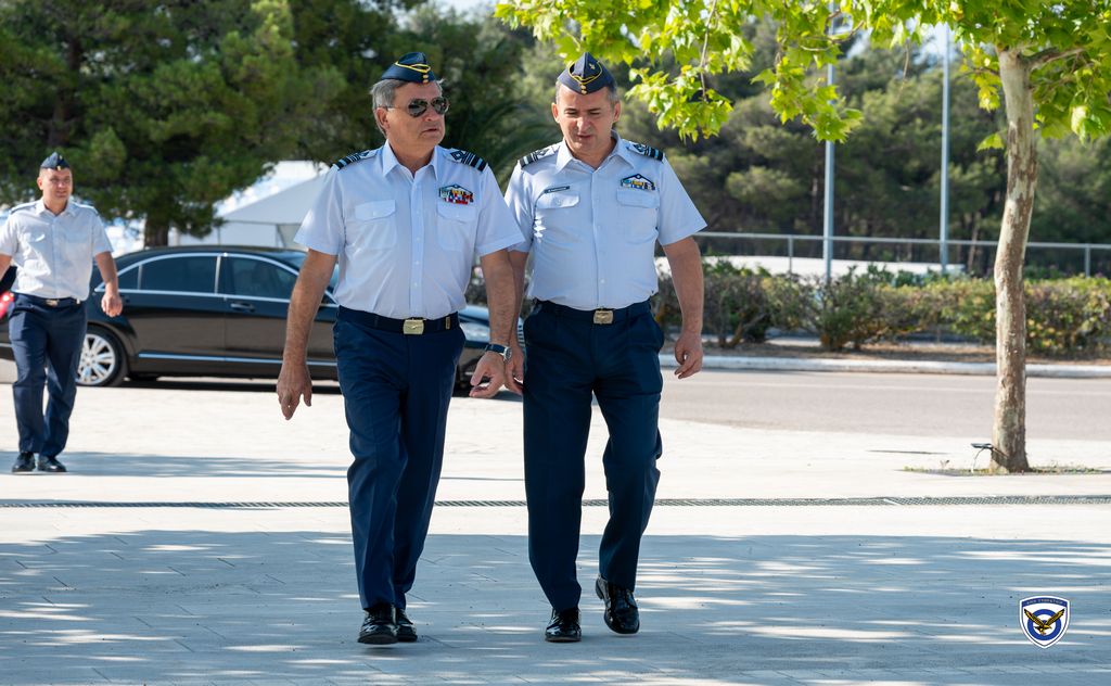 Έμφαση στα προγράμματα της Πολεμικής Αεροπορίας, στις μελλοντικές επιδιώξεις, καθώς και στη μέριμνα προσωπικού.