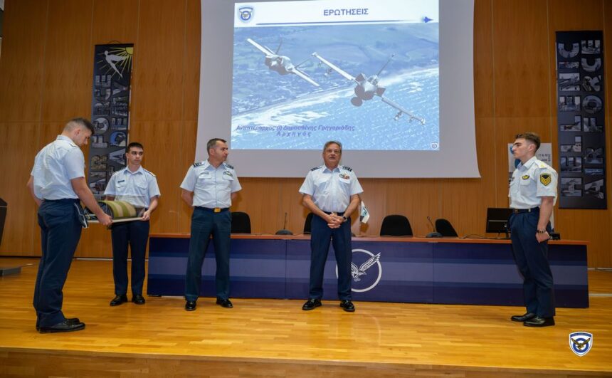 Έμφαση στα προγράμματα της Πολεμικής Αεροπορίας, στις μελλοντικές επιδιώξεις, καθώς και στη μέριμνα προσωπικού.