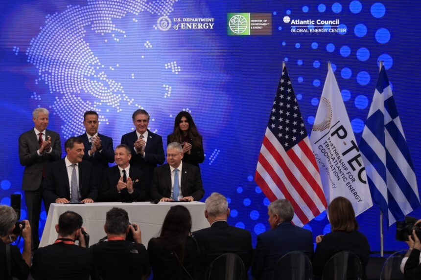 Η Ελλάδα  παύει πλέον, να κινείται στην περιφέρεια του ενεργειακού χάρτη και καθίσταται κρίσιμος κρίκος του διατλαντικού άξονα.