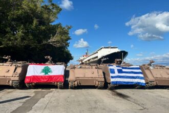 Η Ελλάδα παραχώρησε δωρεάν τεθωρακισμένα Μ113, οχήματα STEYER, υλικά και ανταλλακτικά στη Δημοκρατία του Λιβάνου.