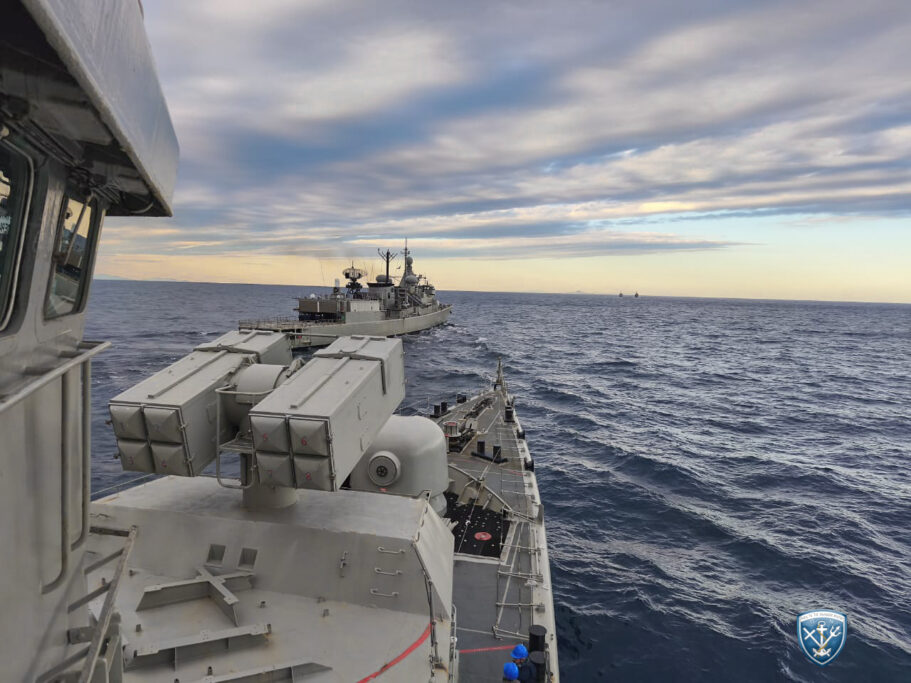 Η Άσκηση «ΑΣΤΡΑΠΗ 1/26» από το Πολεμικό Ναυτικό διεξήχθη στην ευρύτερη θαλάσσια περιοχή του Μυρτώου πελάγους και κεντρικού Αιγαίου.