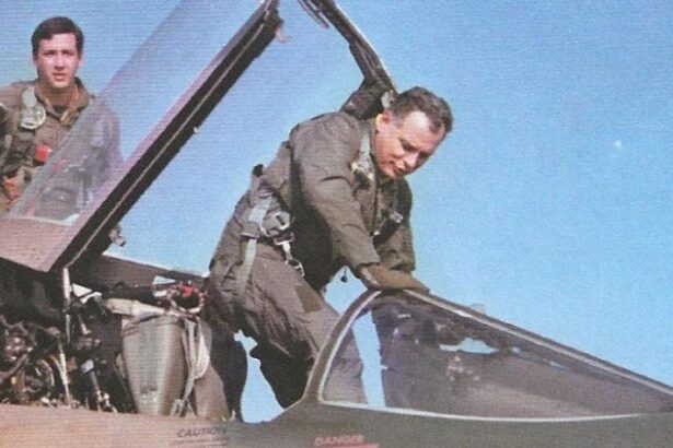 Θλίψη στην ΠΑ αλλά και στους φίλους της Αεροπορικής Ιδέας σκόρπισε η είδηση του θανάτου του Αντιπτεράρχου (Ι) ε.α. Παναγιώτη Μπαλέ.