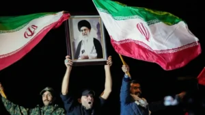 Οι εξελίξεις και ο θάνατος του Αλί Χαμενεΐ αναμένεται να αποτελέσουν σημείο καμπής για το Ιράν και την ευρύτερη Μέση Ανατολή.