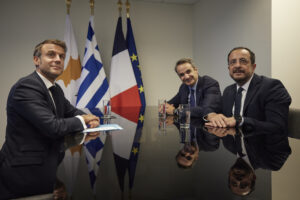 Μητσοτάκης Χριστοδουλίδης Μακρόν