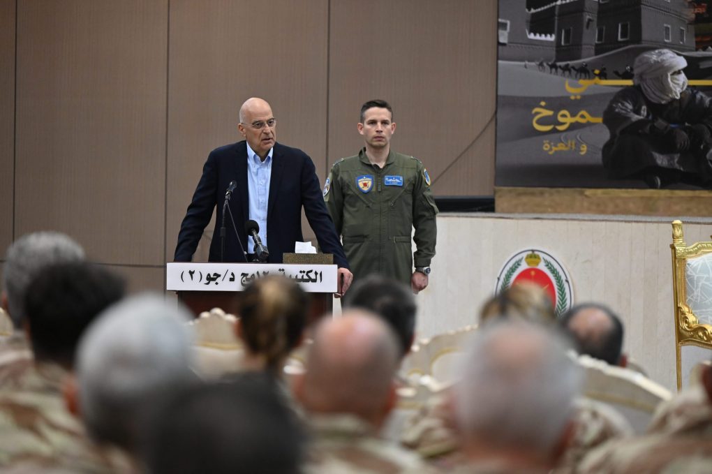 O Υπουργός Εθνικής Άμυνας μετέβη στο Ριάντ, όπου είχε συνάντηση με τον Υπουργό Άμυνας της Σαουδικής Αραβίας και το προσωπικό της ΕΛΔΥΣΑ.