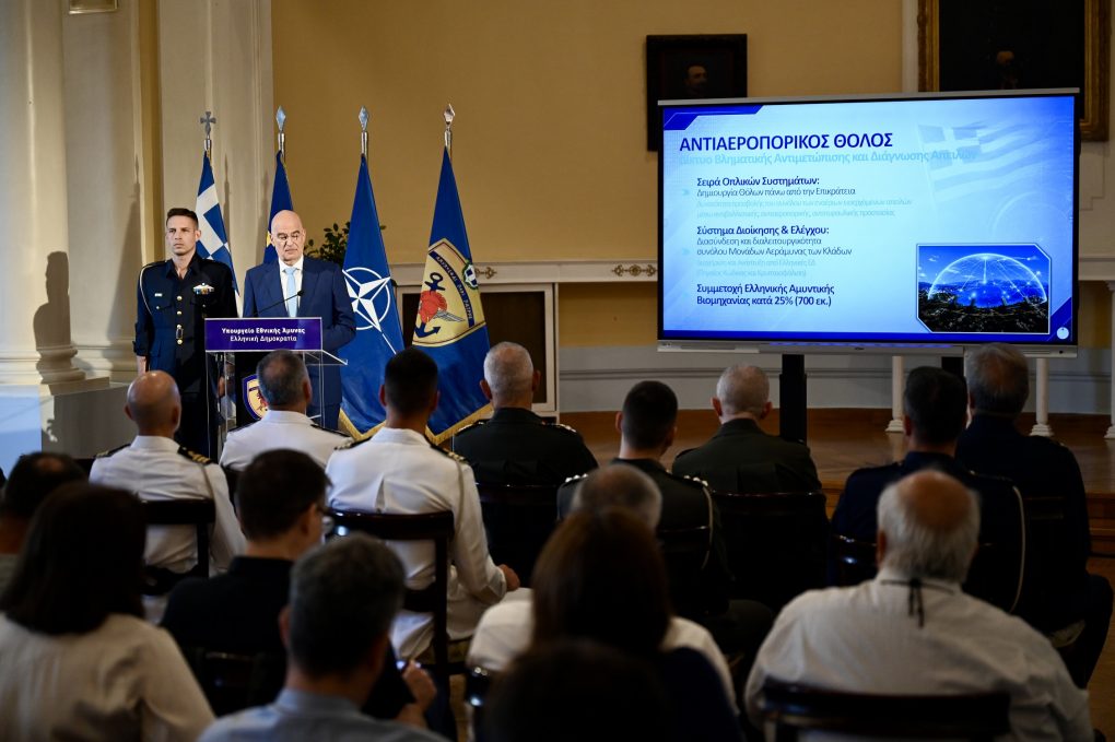 Ενημέρωση από τον υπουργό Εθνικής Άμυνας για τα εξοπλιστικά προγράμματα του ΥΠΕΘΑ τα οποία ενεργοποιήθηκαν με απόφαση του ΚΥΣΕΑ.