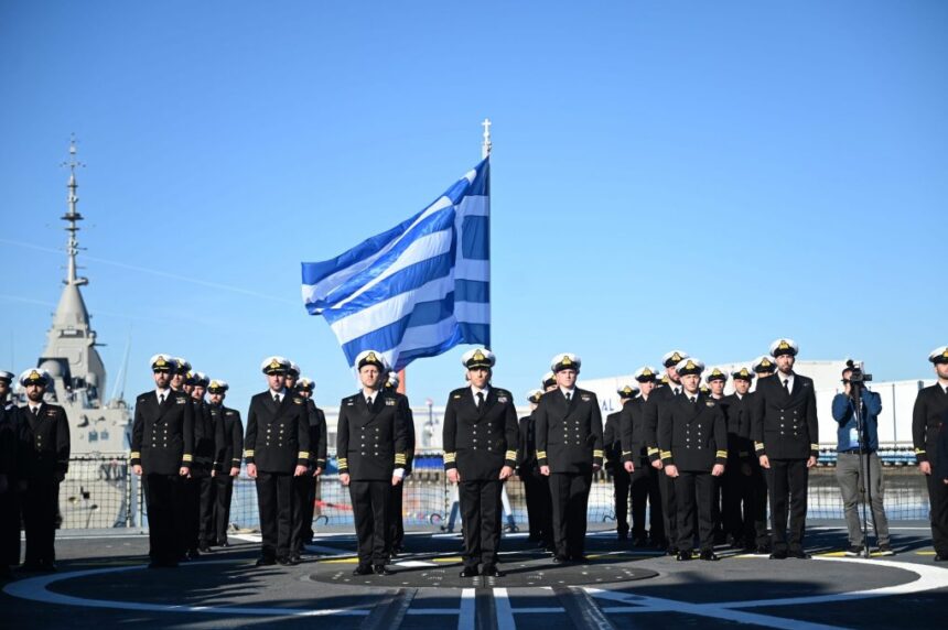 Σε μια εντυπωσιακή τελετή στο Λοριάν της Γαλλίας, η Ελλάδα παρέλαβε τη δεύτερη φρεγάτα τύπου Belharra για το Πολεμικό Ναυτικό.